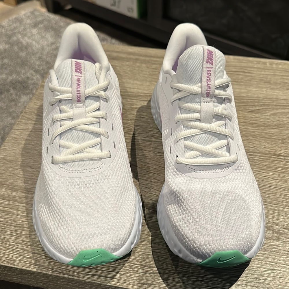 026 Woman Nike sneakers